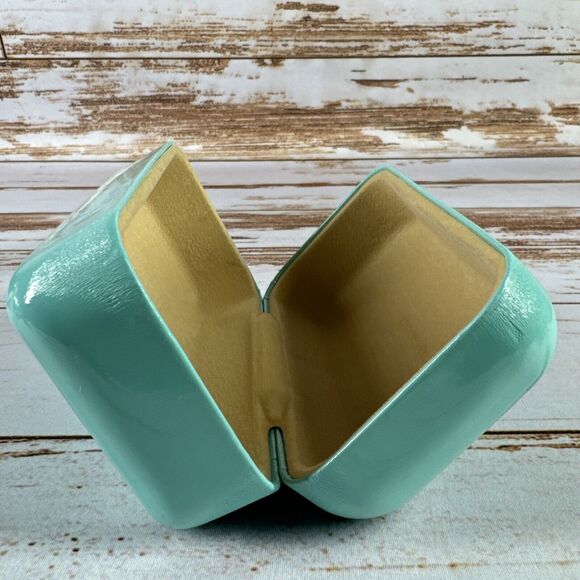 Tiffany & Co Eyeglasses Sunglass Hard Clamshell Case Robin Blue 6"x3"X2.5" -Used - Picture 3 of 4